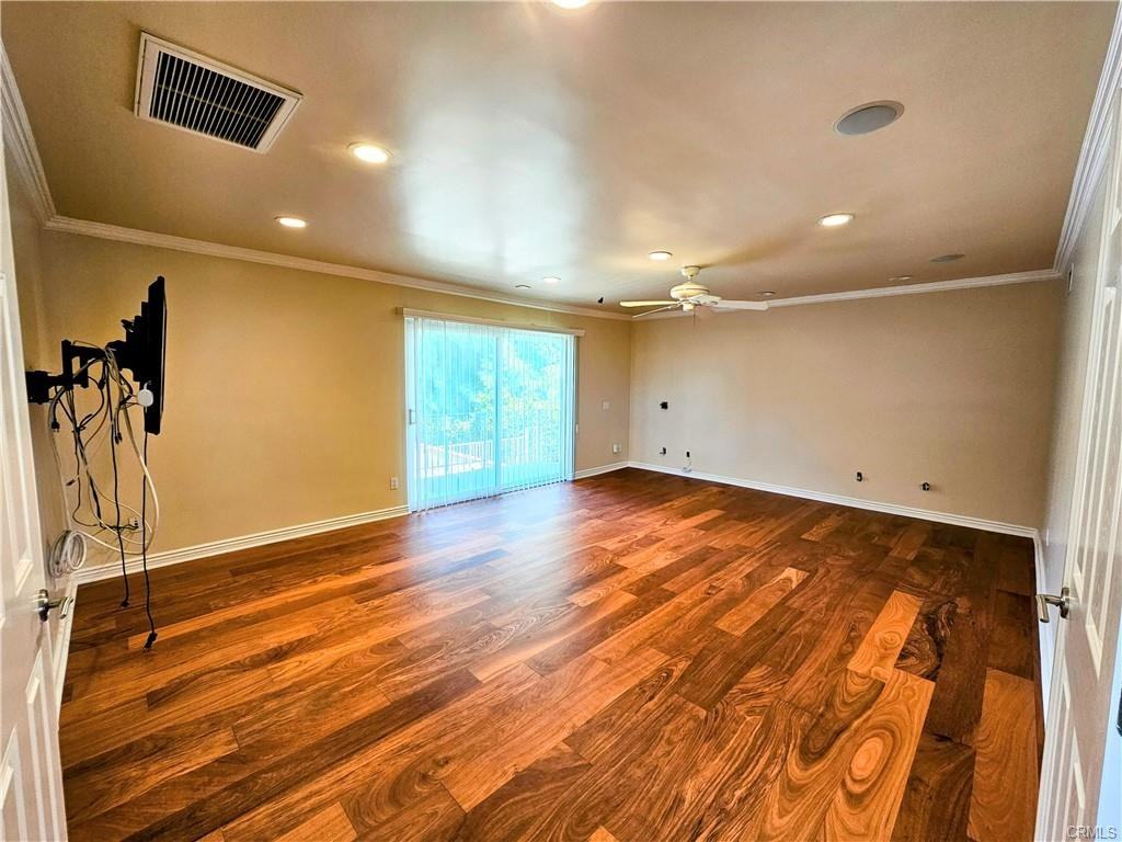 18521 Calle Vista Cir - Photo 3 of 8