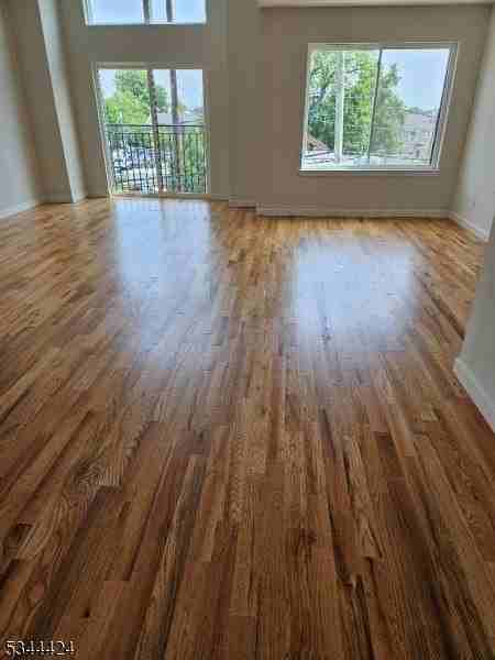 685 Bergen Street - Photo 4 of 12