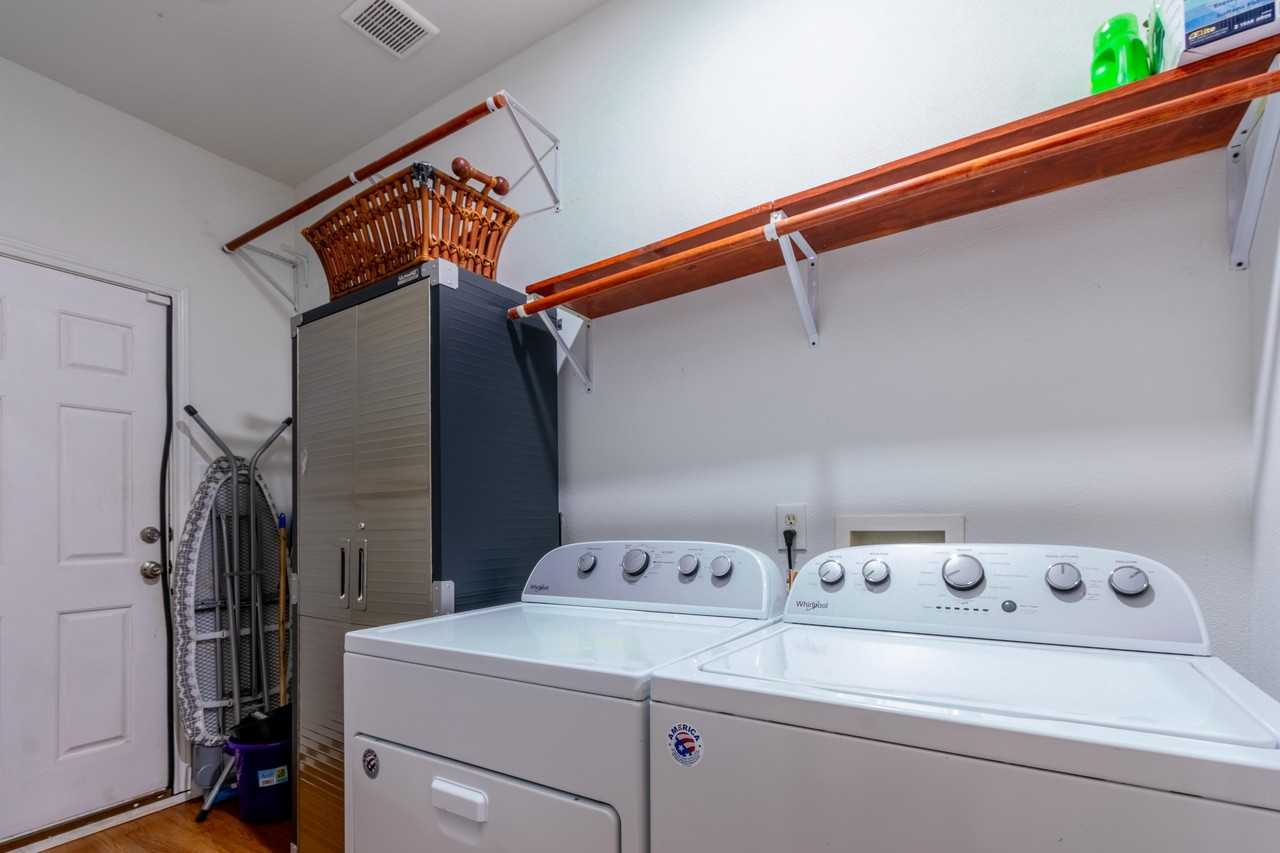 North Carroll Avenue - Photo 5 of 16