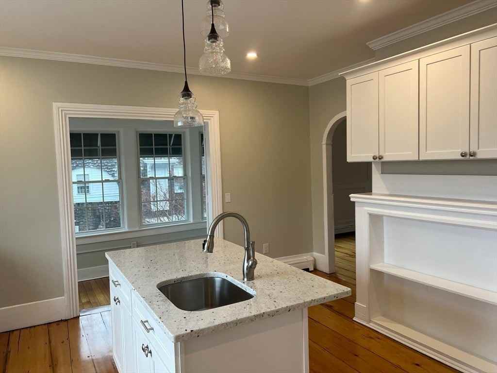 6 Samoset St - Photo 3 of 17