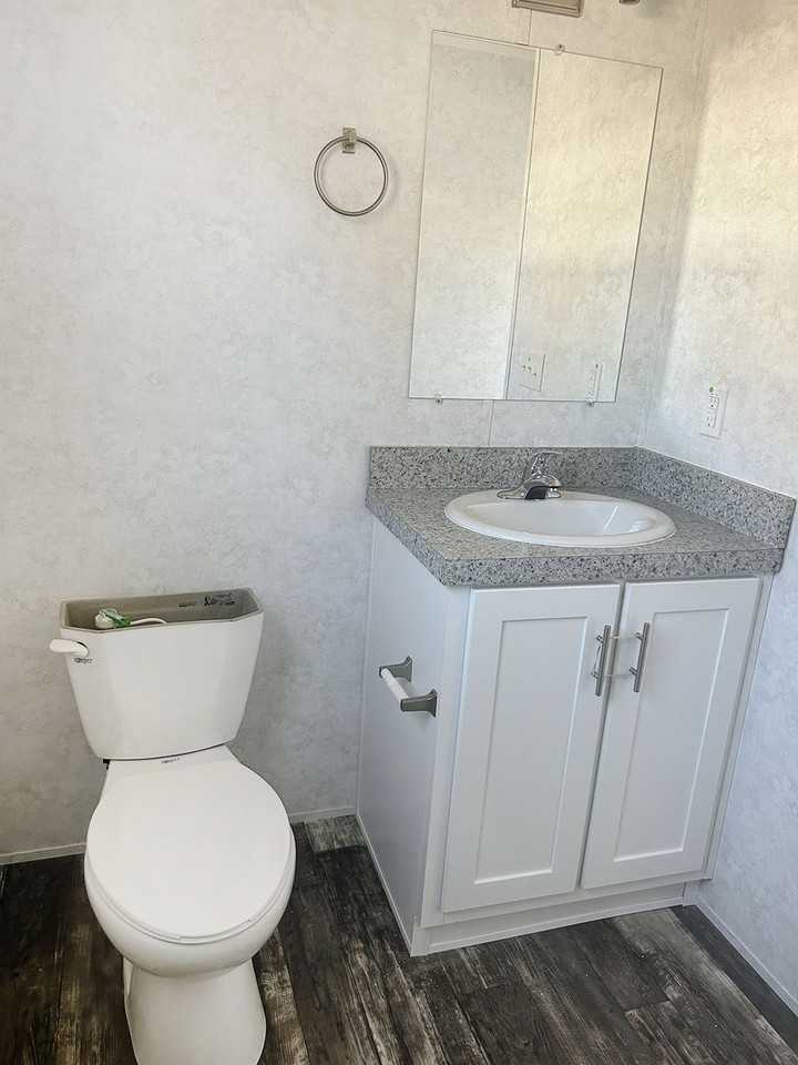 Frederick Lodge - Photo 2 of 19