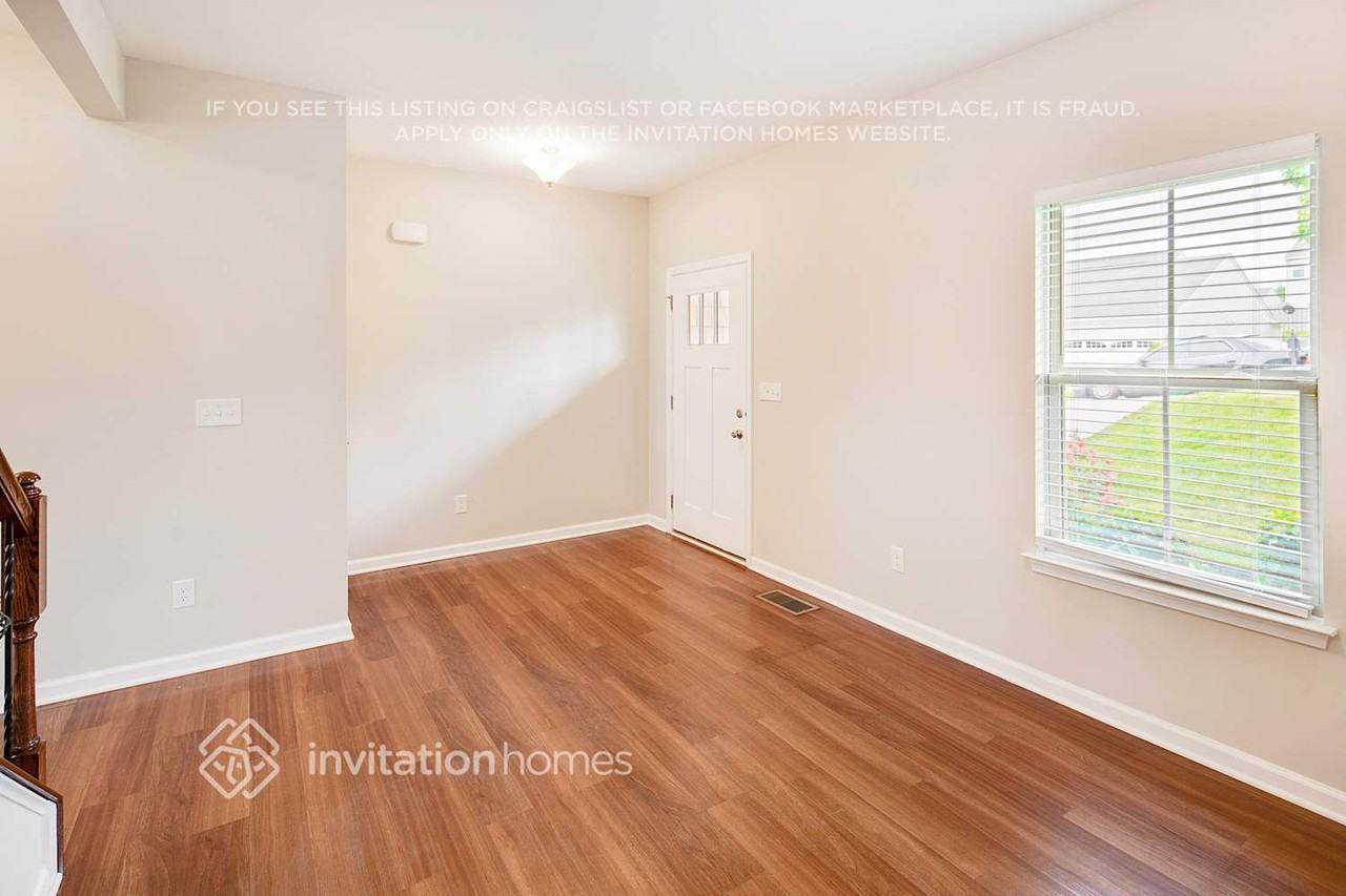 125 Alborn Dr - Photo 2 of 27