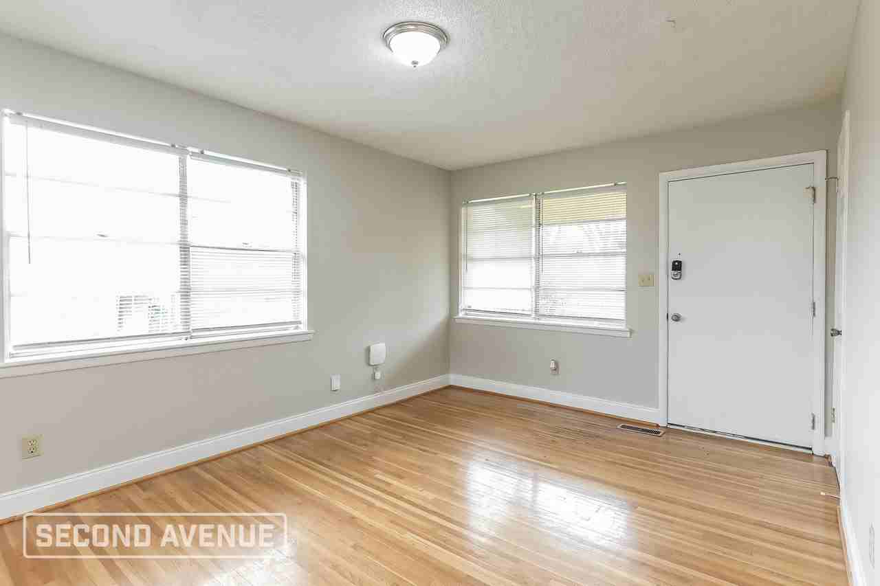 3721 Grasselli Ave Sw - Photo 6 of 31