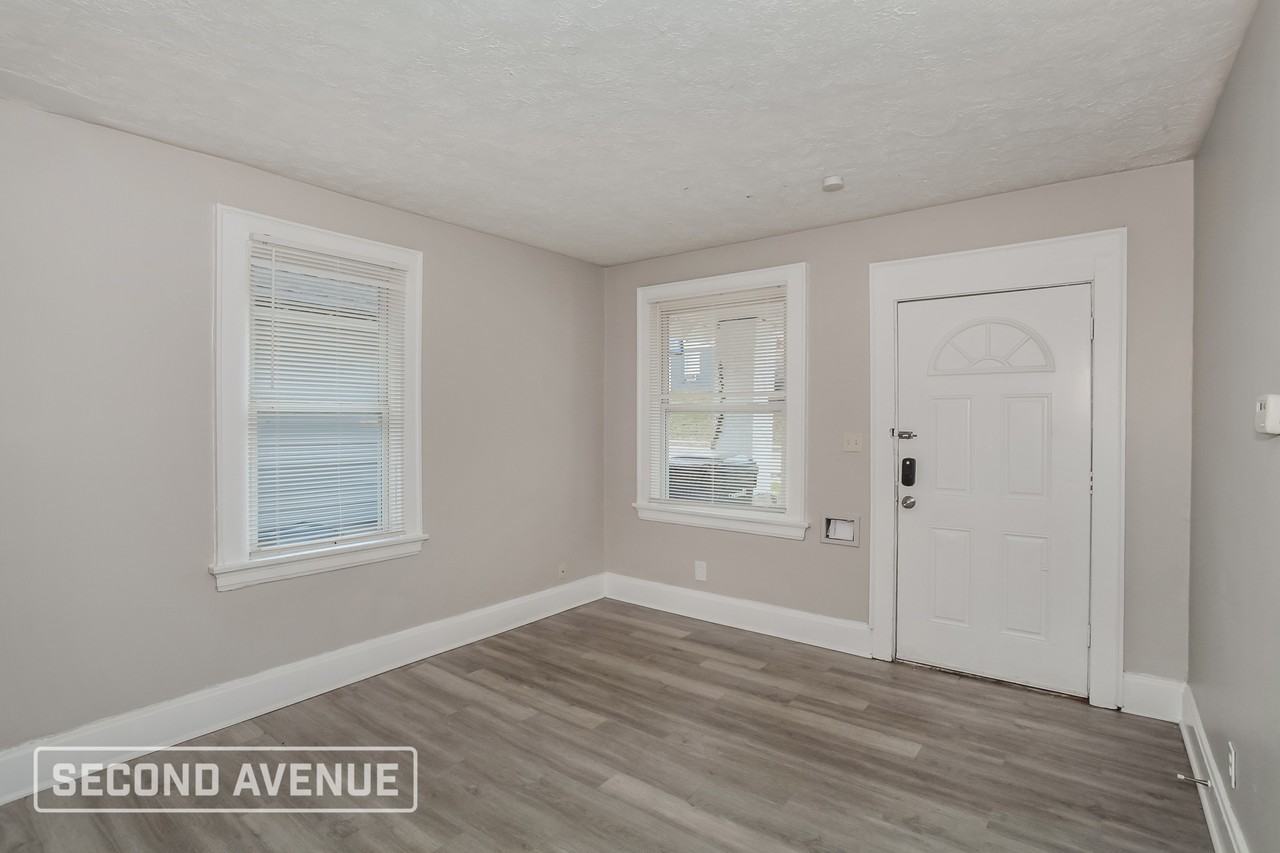 3772 W Liberty St - Photo 4 of 25