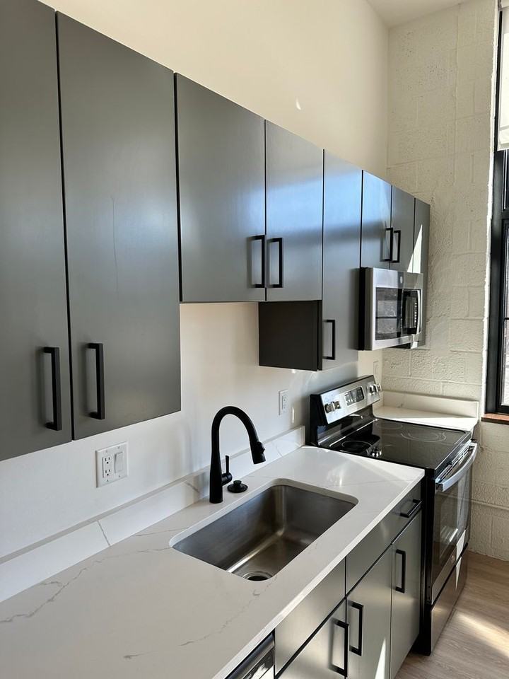 Ivy Lofts - Photo 4 of 14