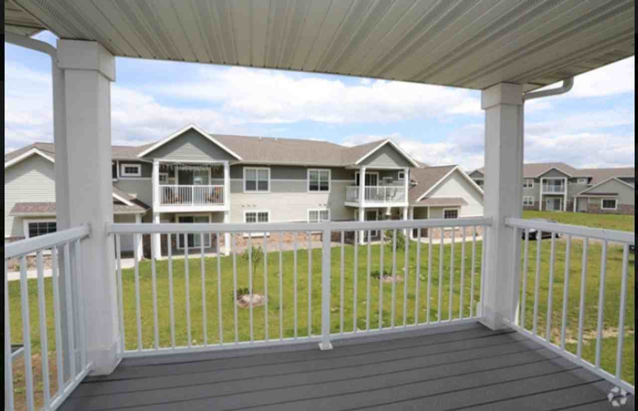 1775 Park Avenue - Photo 3 of 49