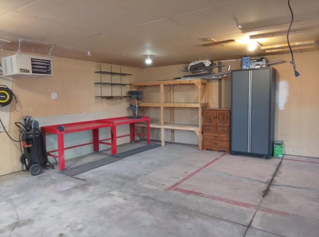 Double Detached Heated Garage For Rent!!! - Photo 3 of 10