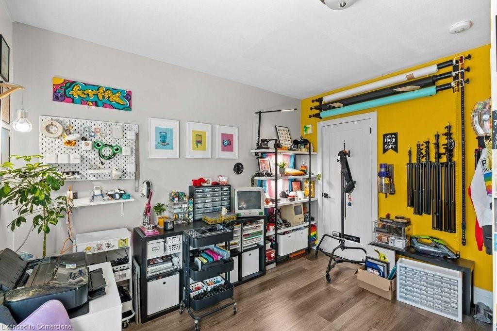 20 Holton Avenue South - Photo 7 of 10