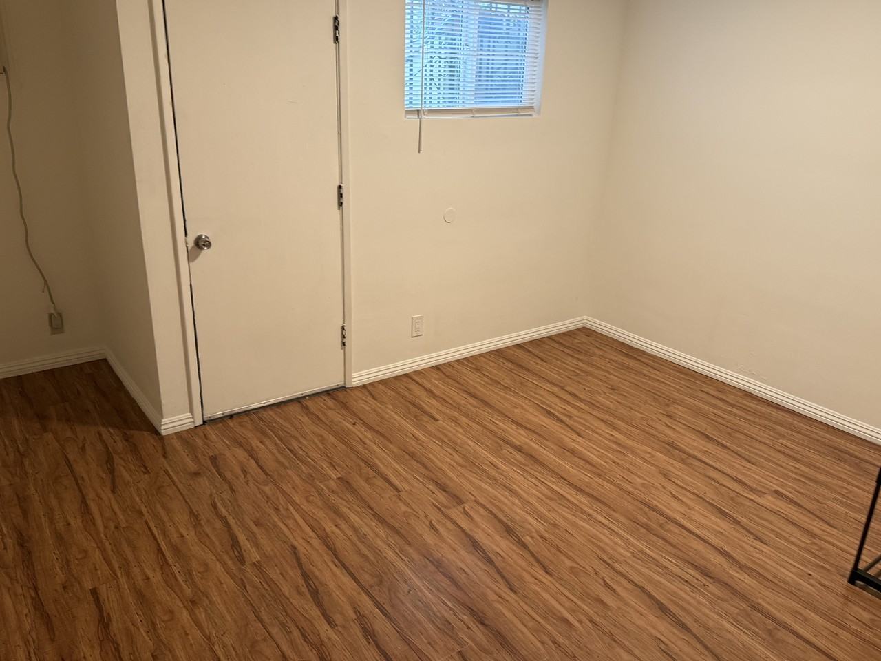 Yale Street Apartments - Photo 4 of 10