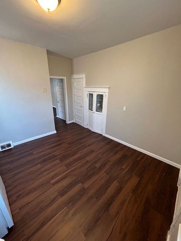 4260 E Farlin Ave Lowr - Photo 3 of 15