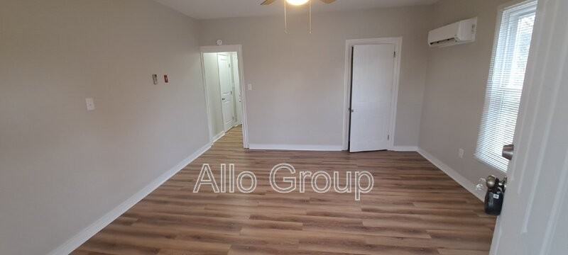 9878 Canterbury Rd #3 - Photo 5 of 11