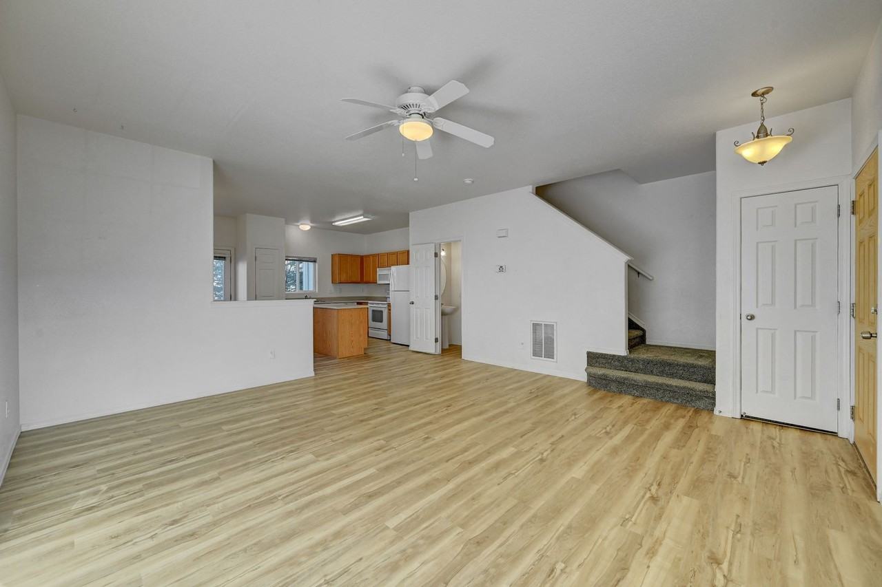 10535 Country Park Pt - Photo 3 of 15