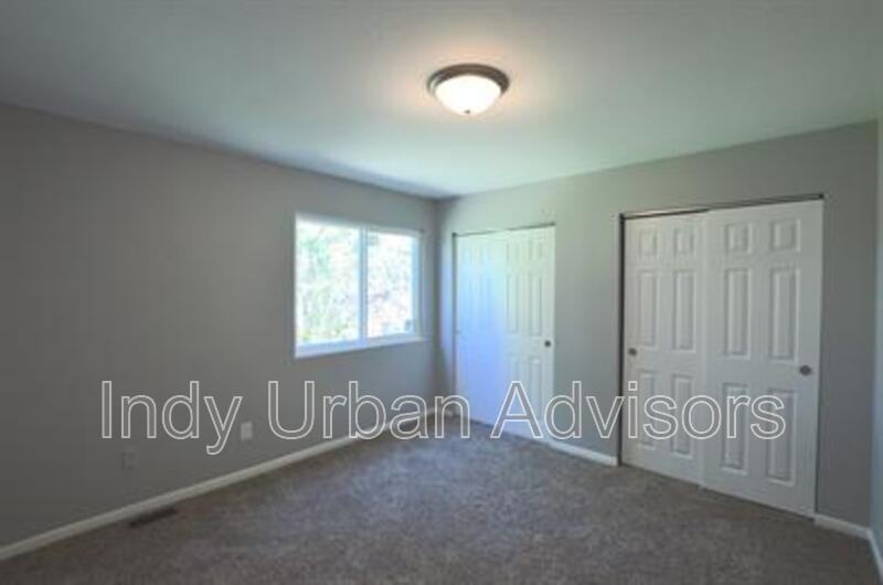 4357 Falcon Creek Blvd - Photo 3 of 10