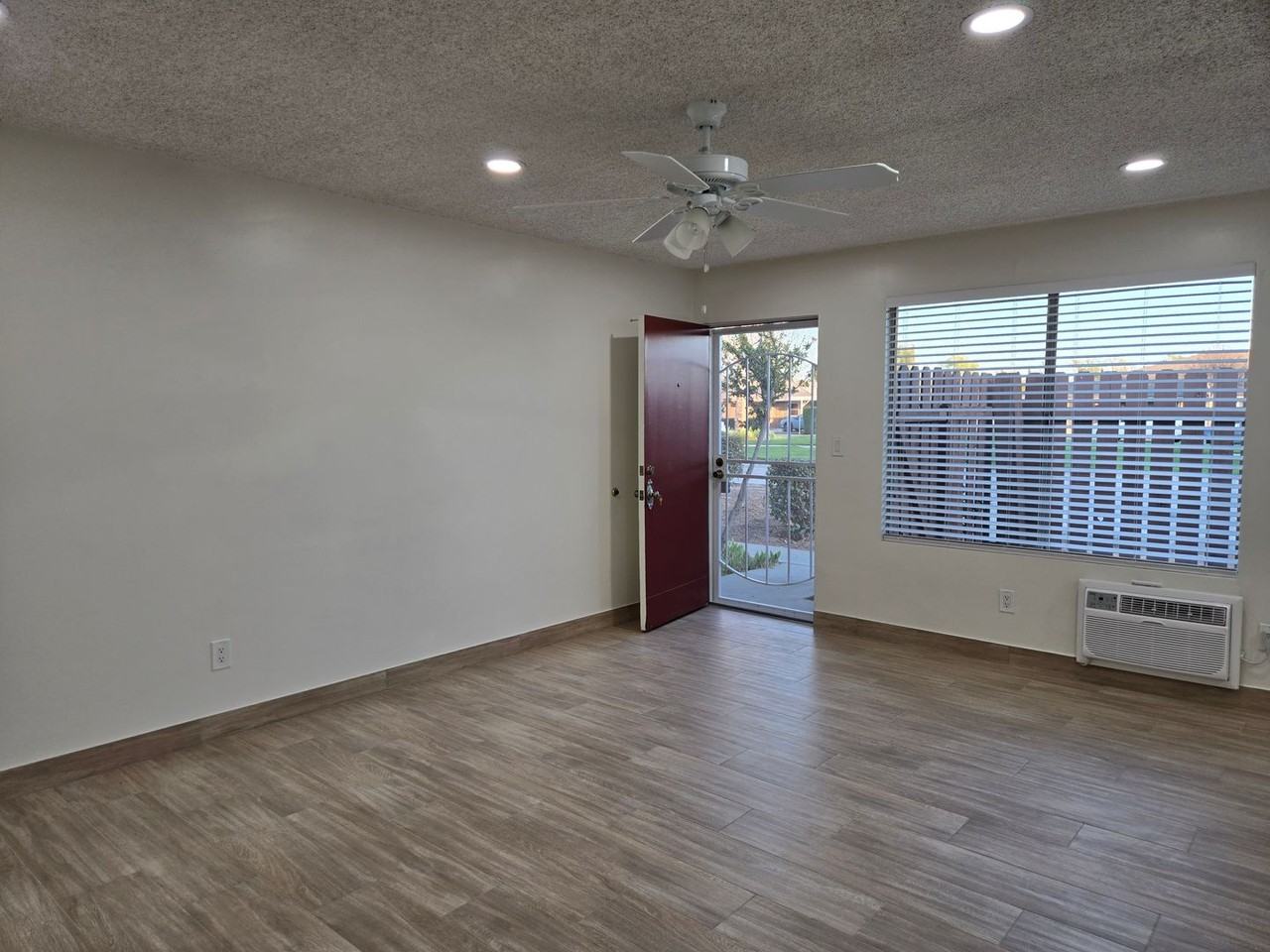 4743 Jackson St #64 - Photo 3 of 33