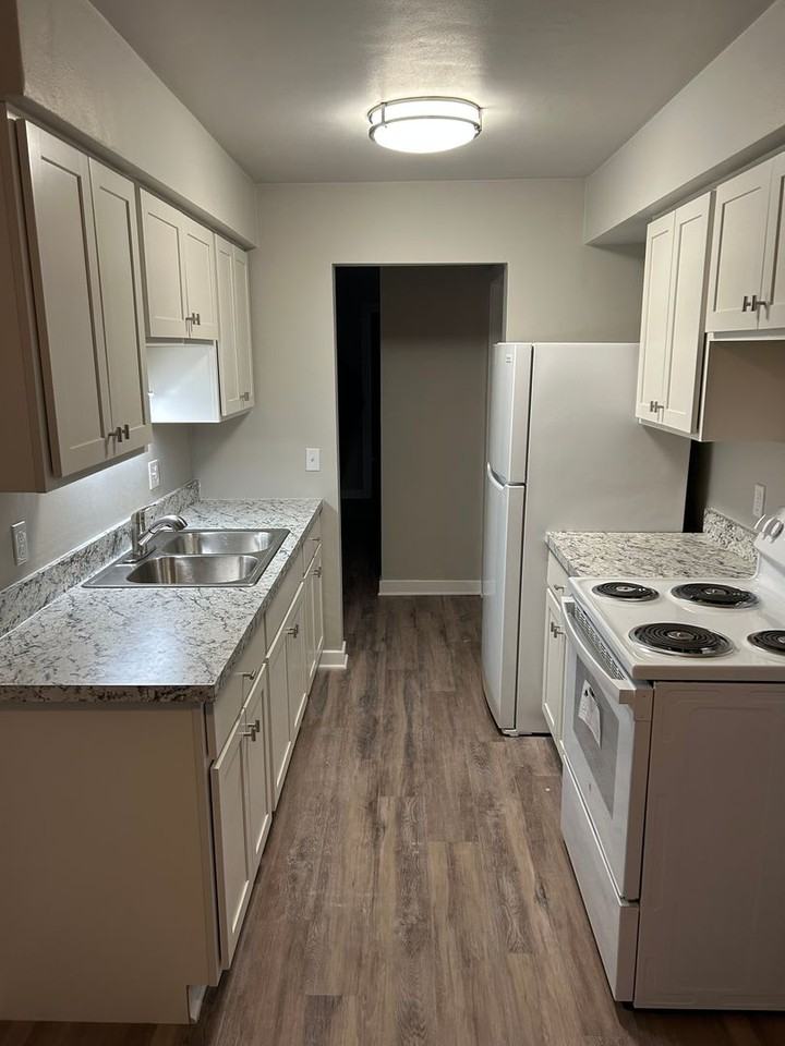 Harrison House Apartments - Photo 2 of 10