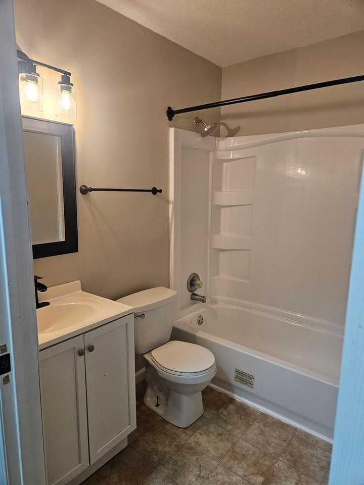 The Villas on Sunrise - Photo 5 of 10