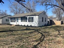 featured image of 800 W 47th St S