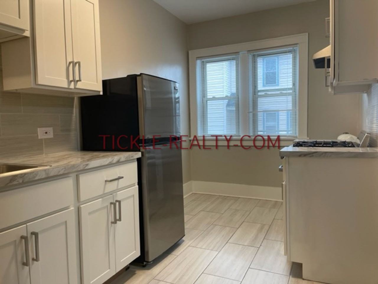 Upper Monroe - Photo 7 of 27