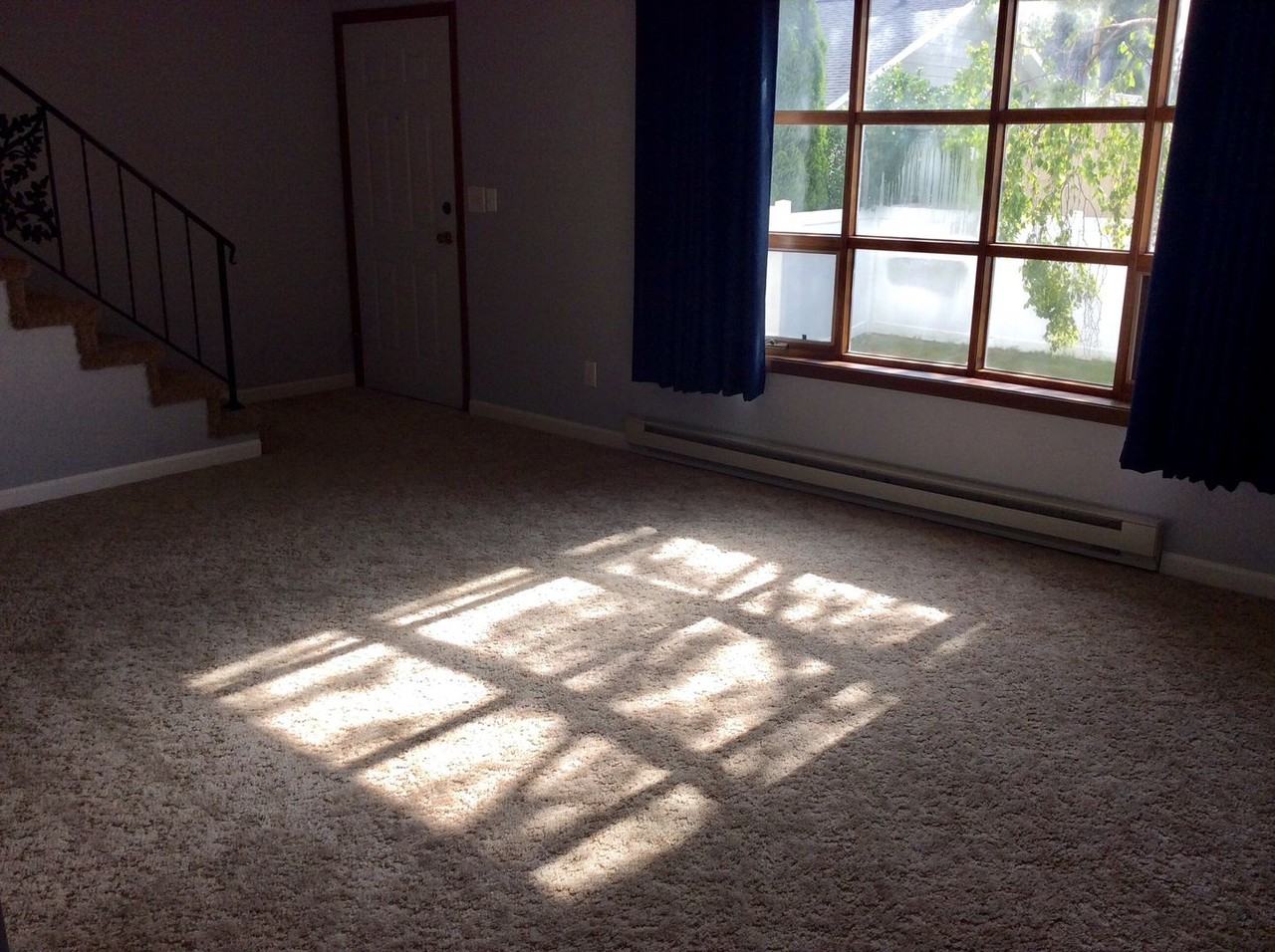 1347 Sims St - Photo 6 of 16