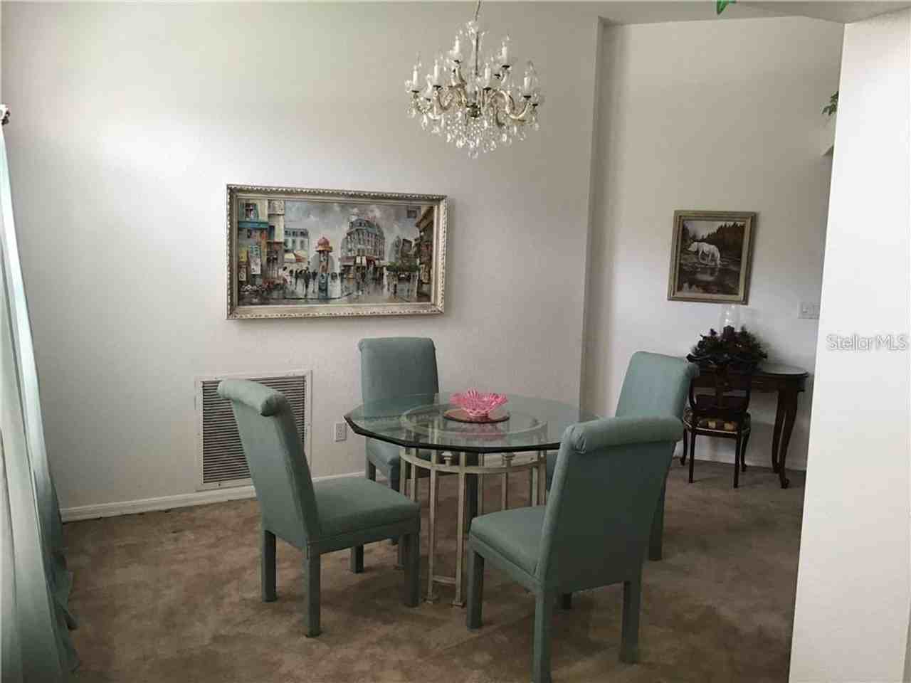 2984 Tusket Ave - Photo 5 of 18