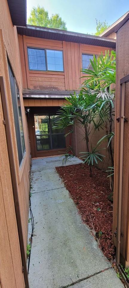 5859 Sw 8th Pl - Photo 2 of 25