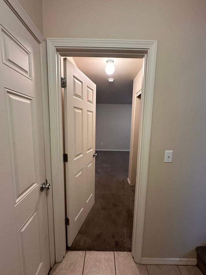 4912 Guemes Ln - Photo 4 of 28