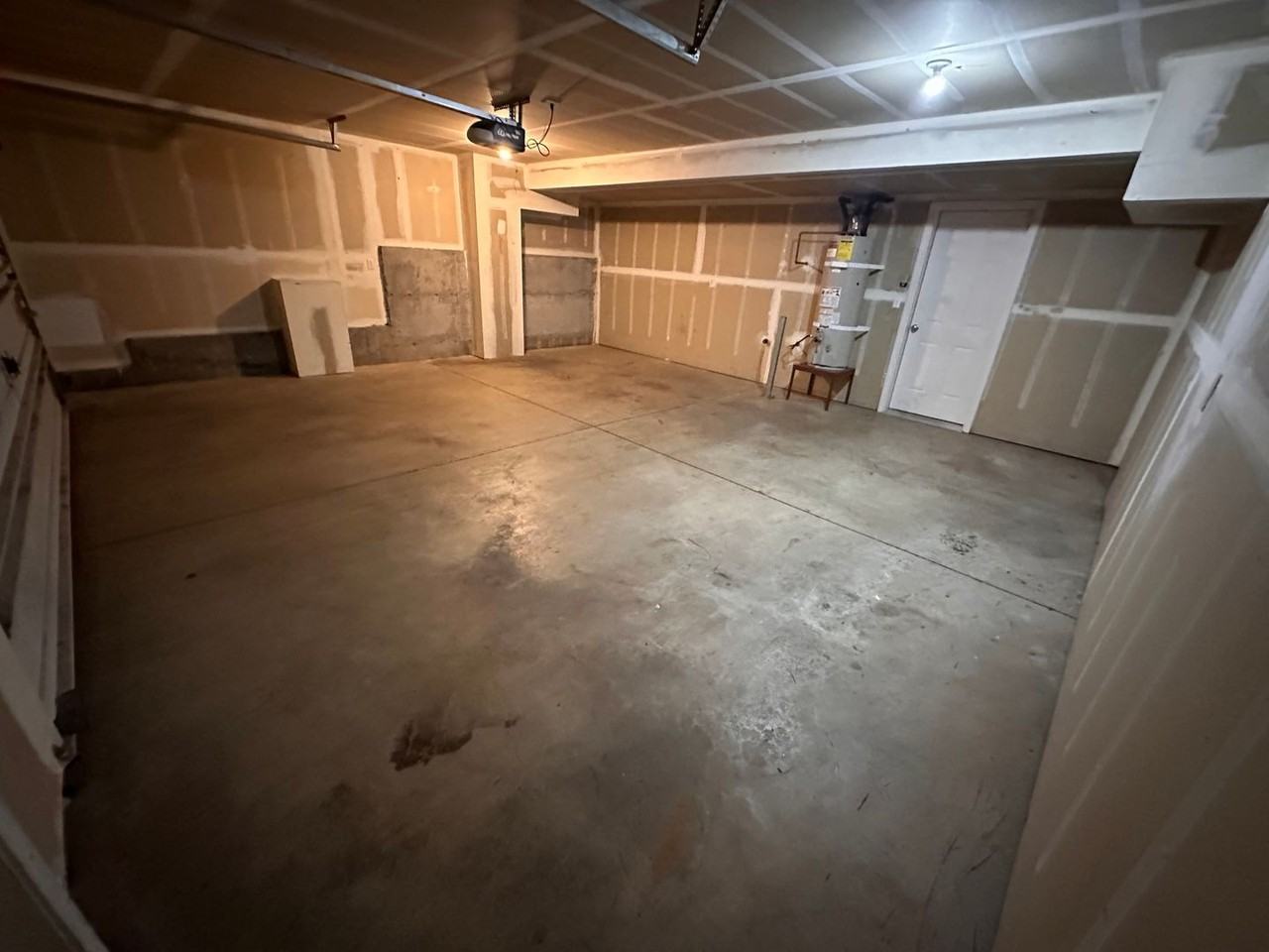 4912 Guemes Ln - Photo 7 of 28