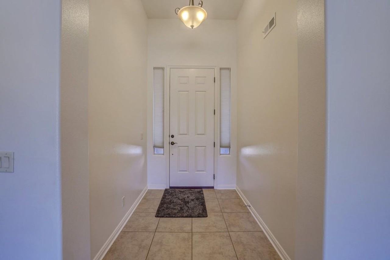 259 S 300 W - Photo 7 of 42