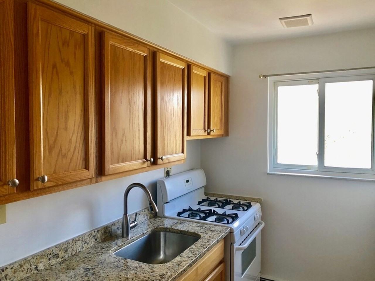 Wayne Street Apartments - Photo 3 of 9