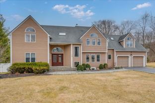 745 Iris Ct - Photo 1 of 1