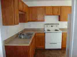 featured image of 18 Broadway St