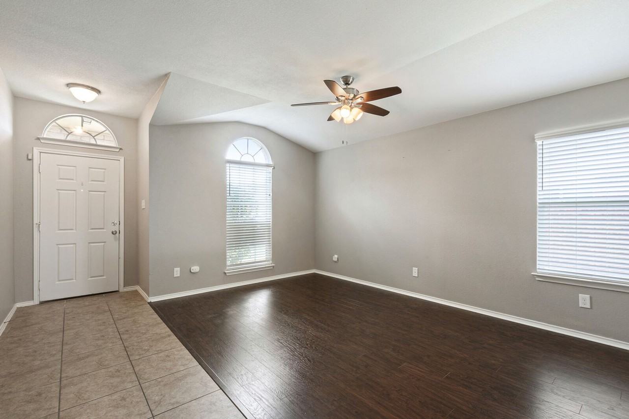 6609 Sendero Ln - Photo 7 of 24