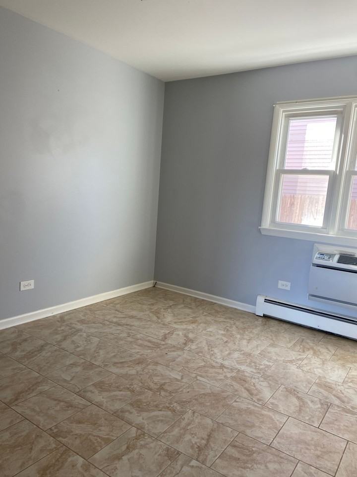 119 Rockland - Photo 6 of 8