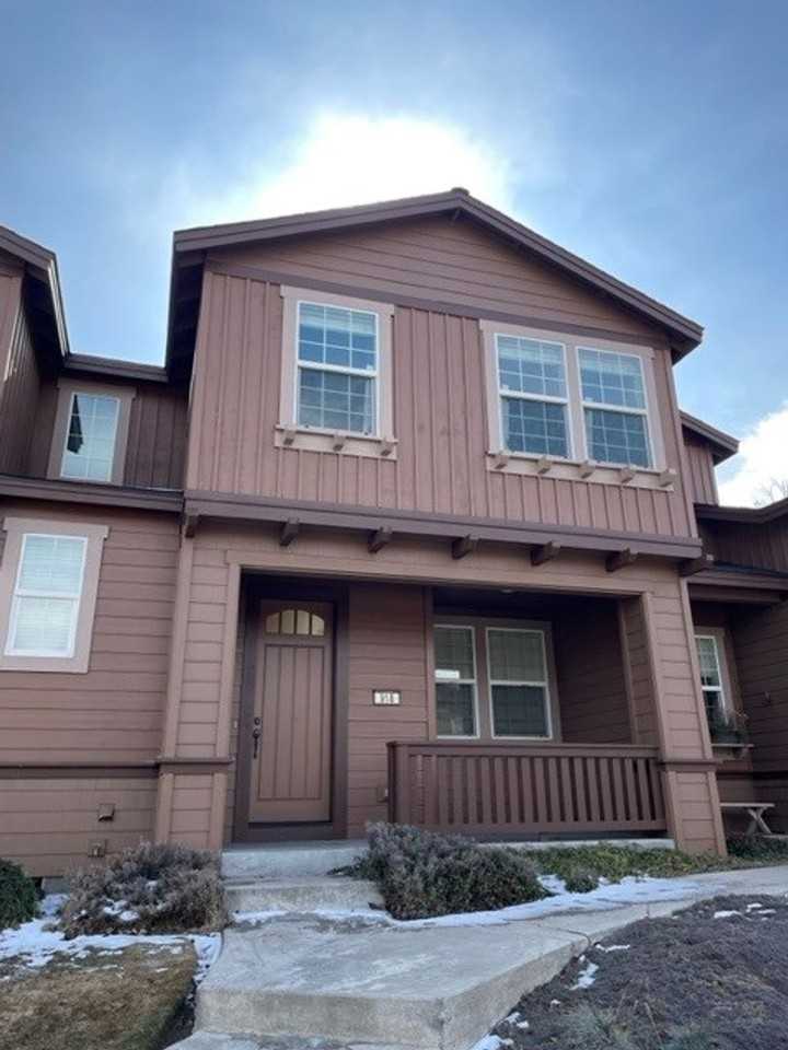 918 Sw Vantage Point Way - Photo 3 of 23