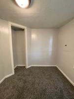 featured image of 1521 E Kirby Ave