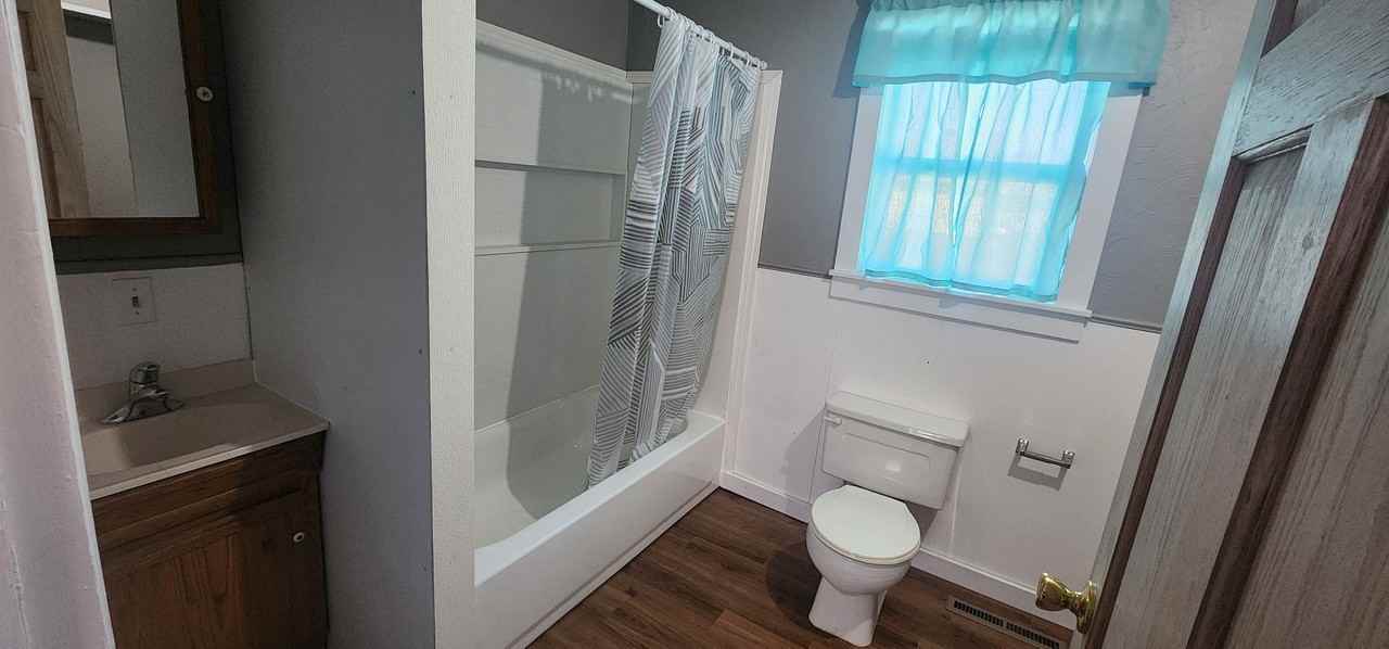 407 6th St Nw - Photo 6 of 12