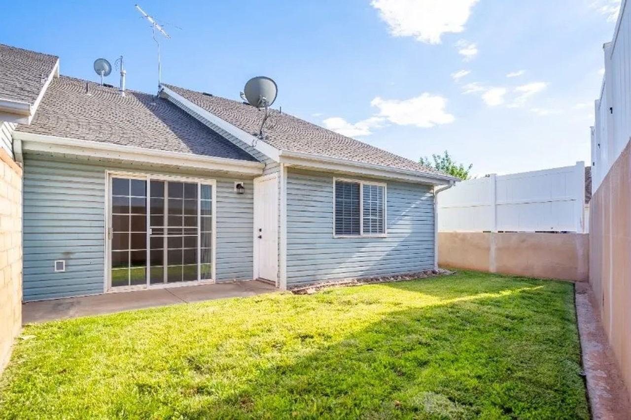 6246 W 200 S - Photo 2 of 21