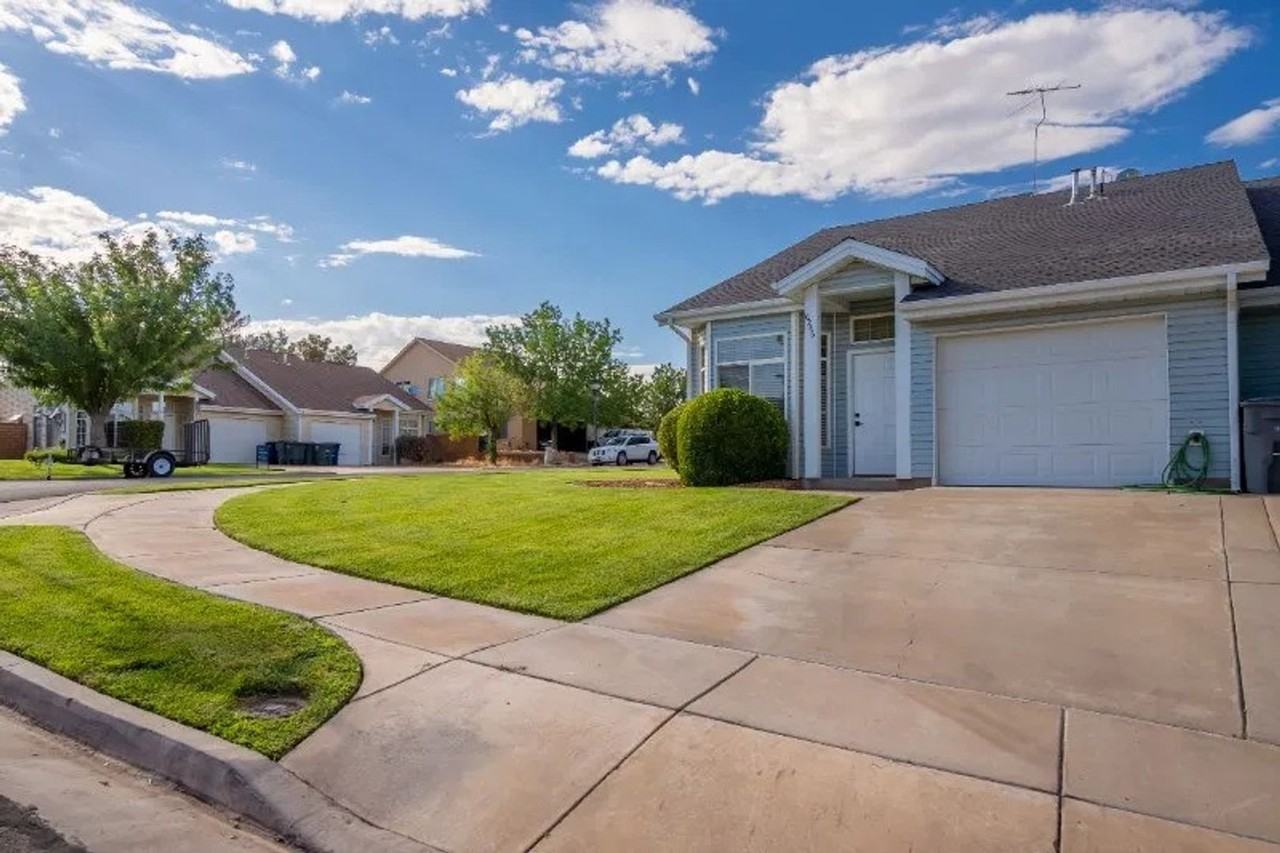 6246 W 200 S - Photo 7 of 21