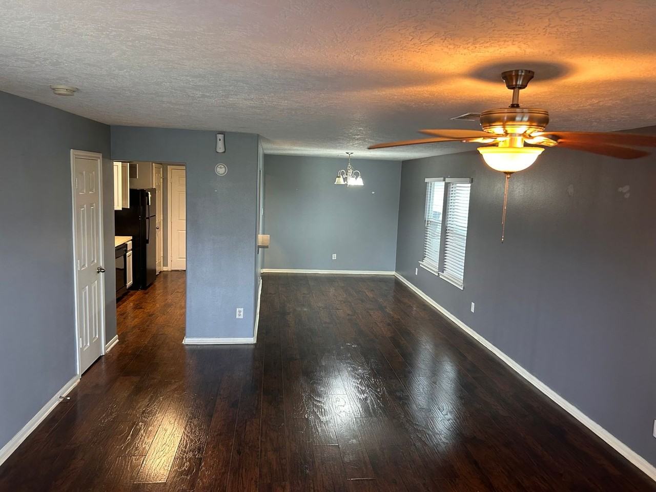 8405 Comal Street - Photo 2 of 16