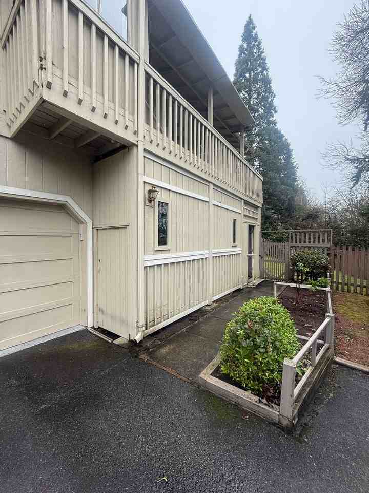 2795 112th Ave Se - Photo 3 of 23