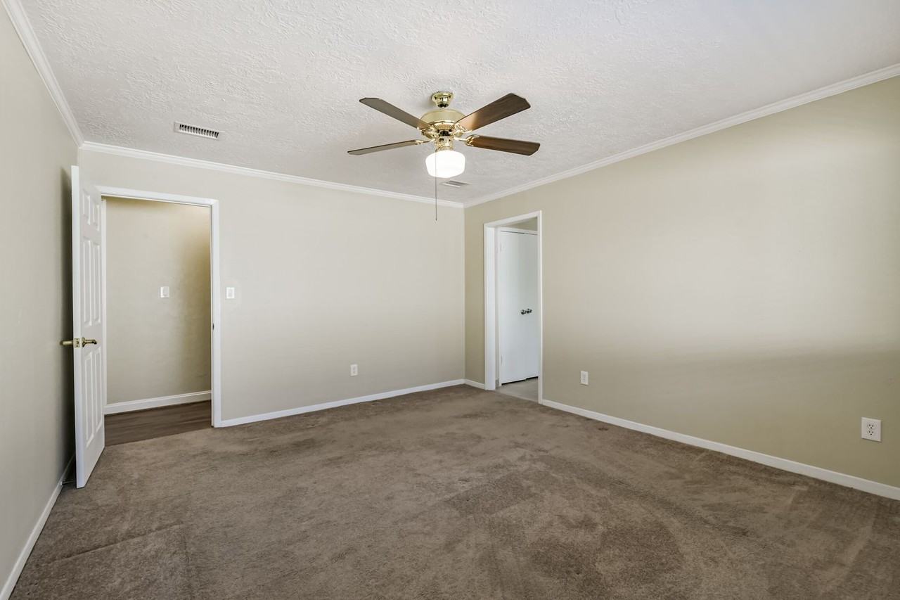 23227 Briarcreek Blvd - Photo 7 of 41