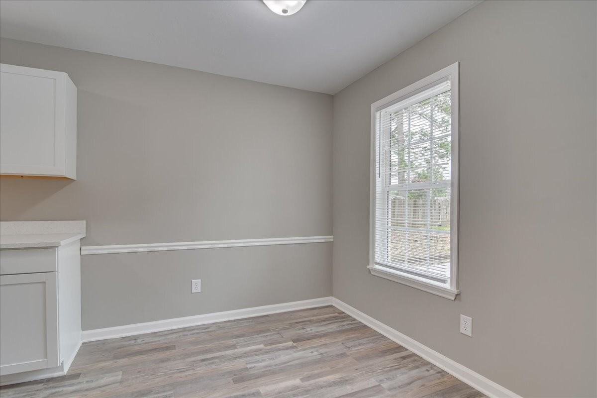 Colton Woods Apartments - Photo 7 of 20