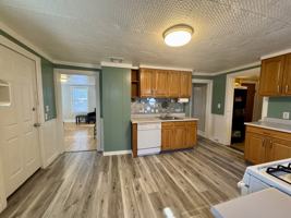 featured image of 134 E Spencer St