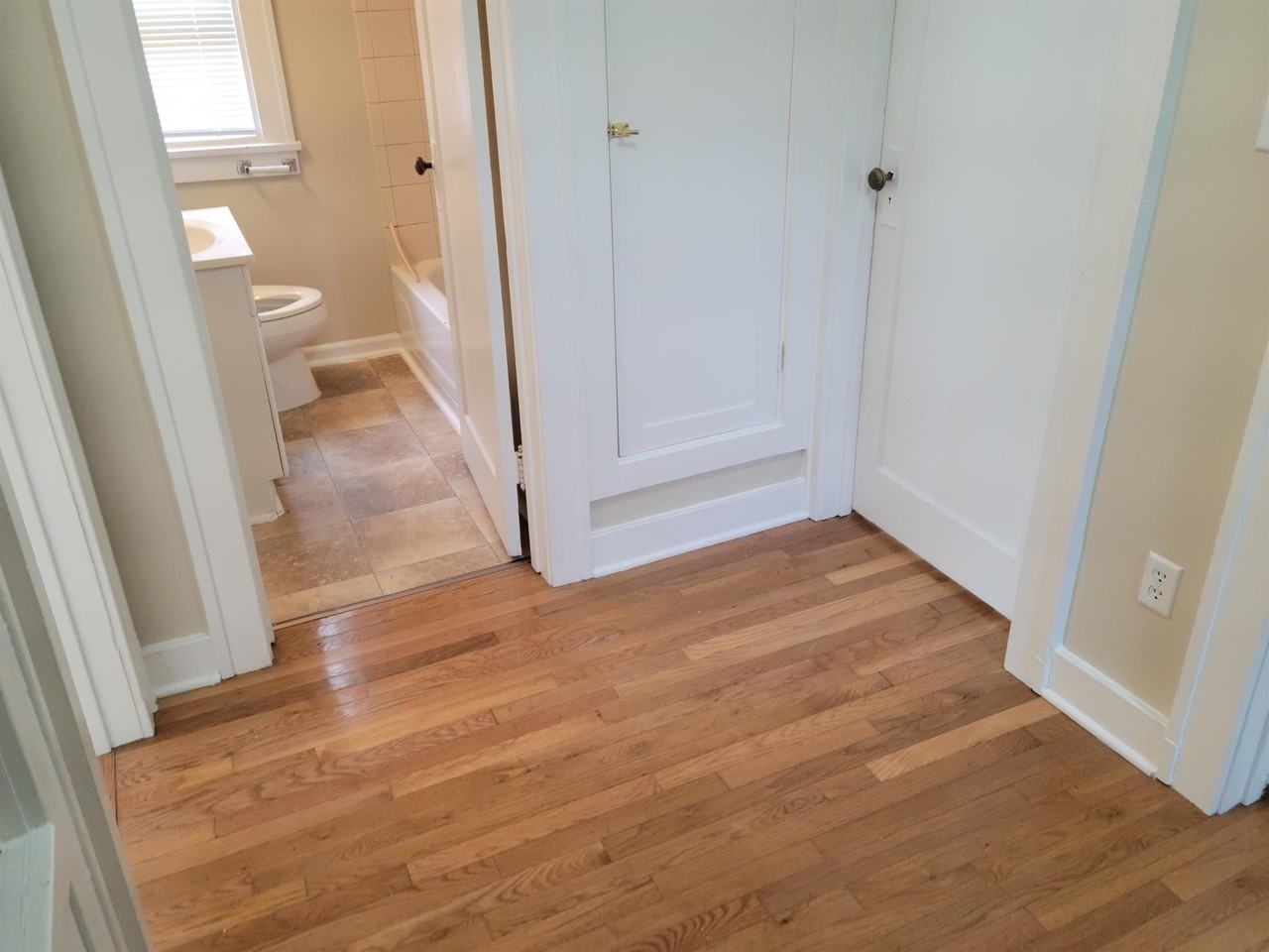 958 W. Cross St. - Photo 6 of 16