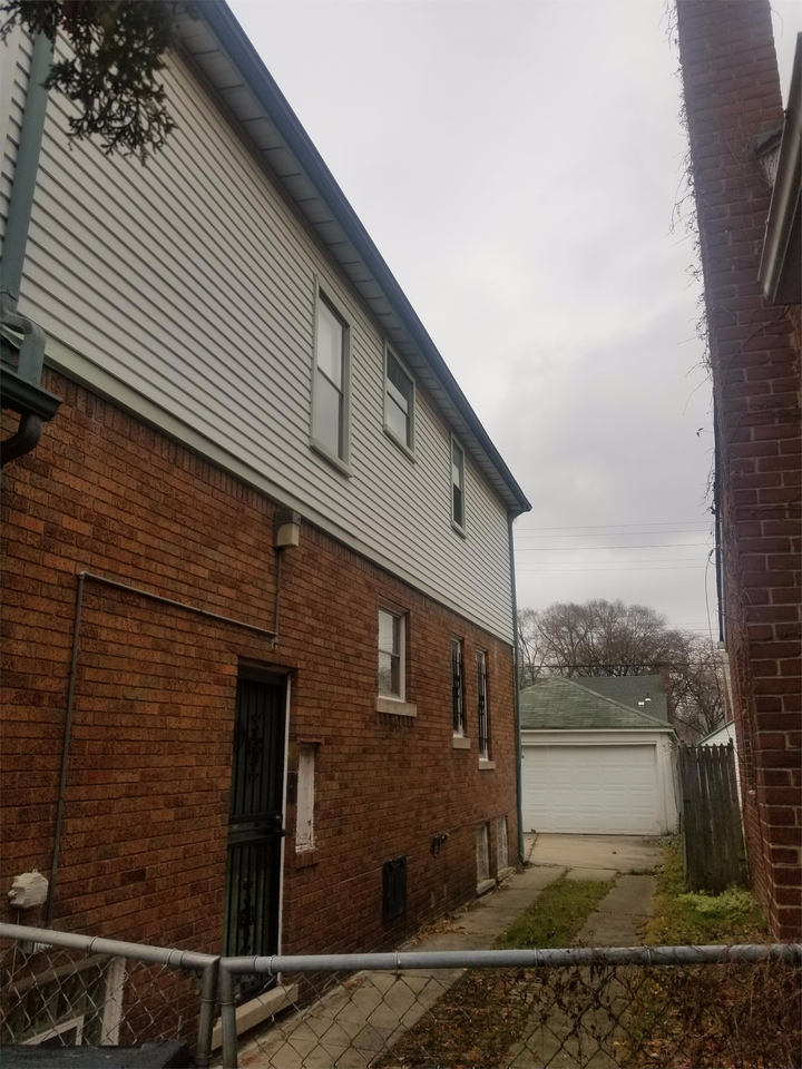 8544 Cloverlawn Avenue - Photo 2 of 24