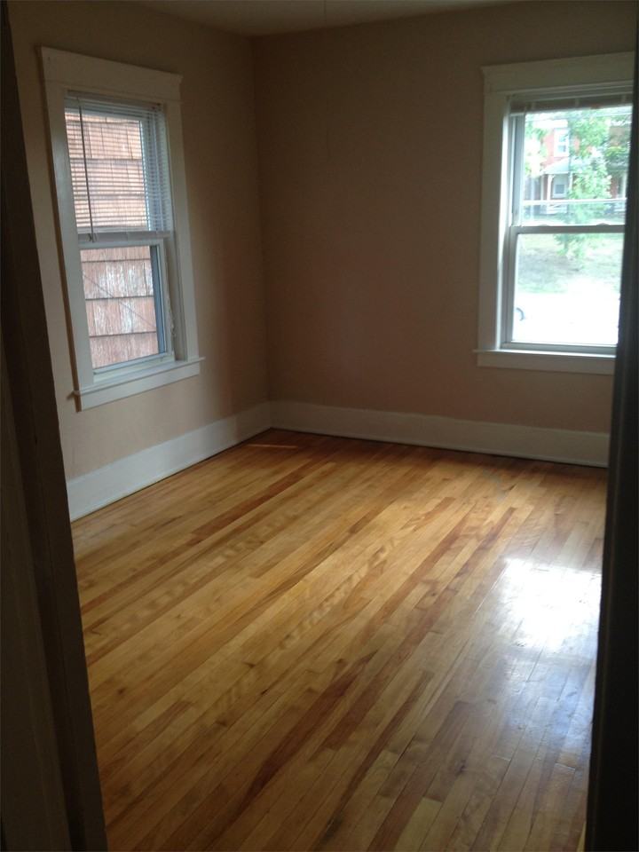 2 North Main St, Webster, MA 01570 - Photo 3 of 7