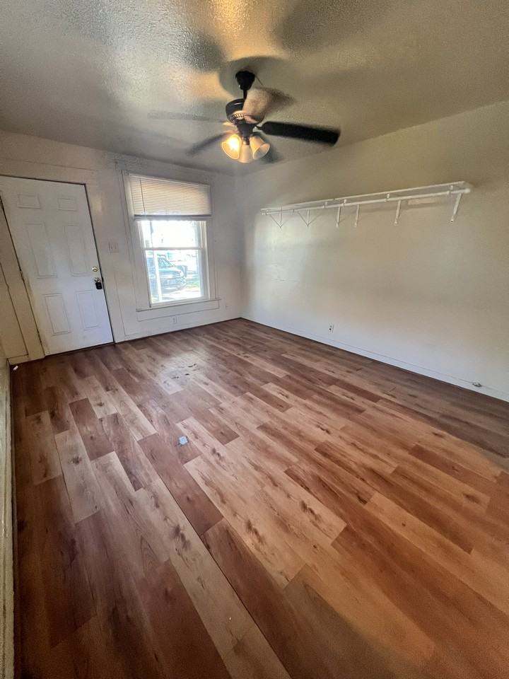 1616 Kirkman Street - Photo 3 of 10