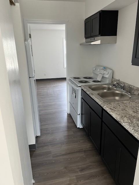 438 Martin Road - Photo 3 of 8