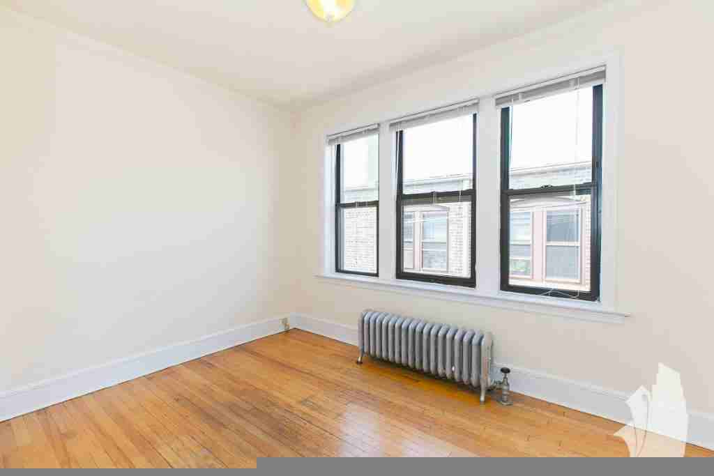 2330 North Spaulding Avenue #1A - Photo 4 of 7