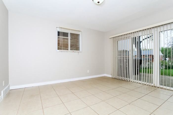 3424 March Ter - Photo 3 of 9